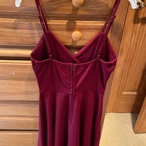 Juniors casual dress. Xxs. Burgundy.